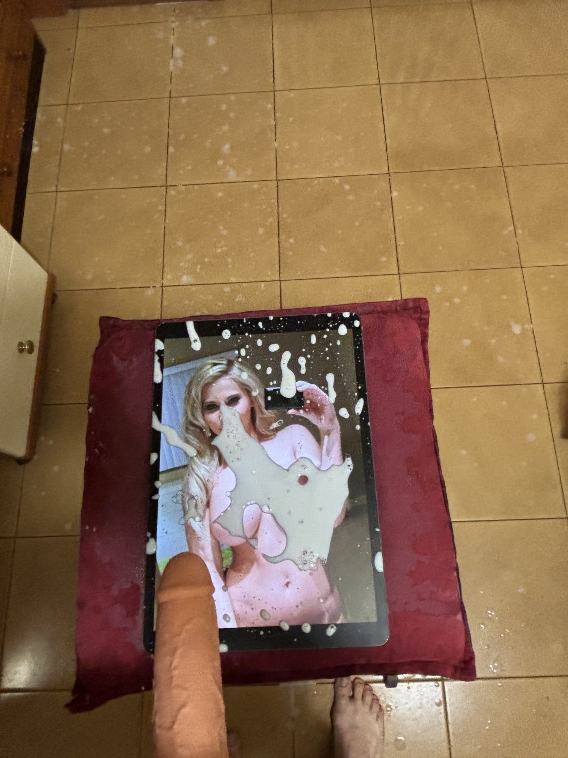 Madison Ivy cum splash (fake cock) + Madison Ivy comment #NCkU5ZGS
