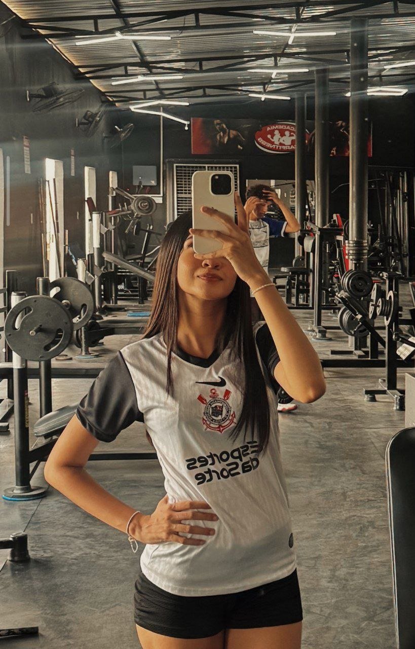 pretinha vagabunda adora mostrar a bunda #qjxcmNws